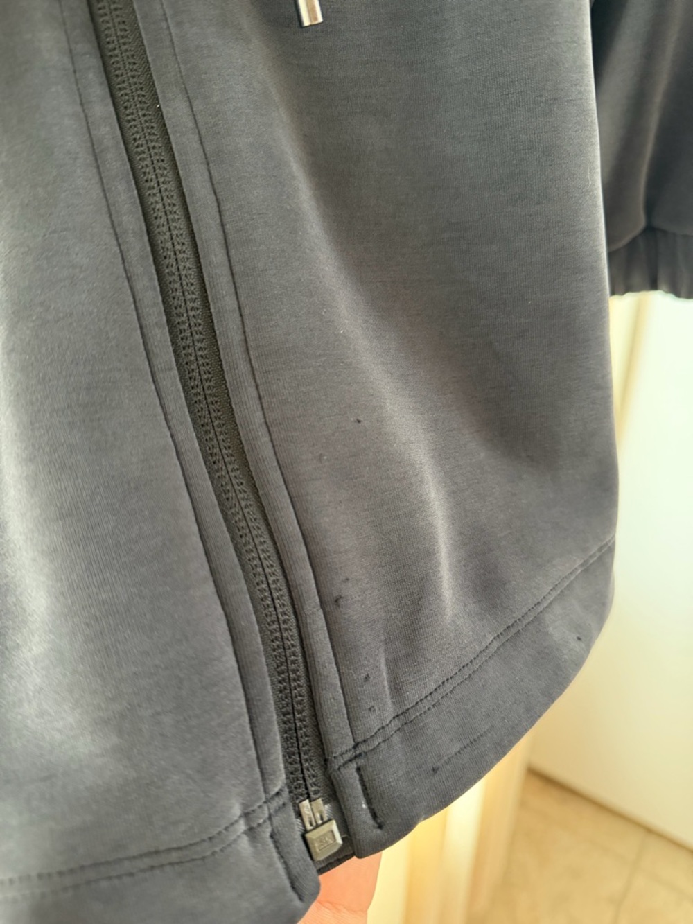 Lululemon Softstreme jacket - Picture 6 of 7